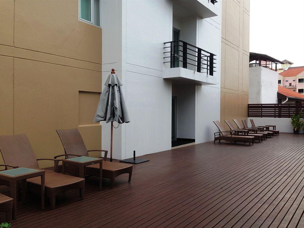 August Suites Паттая Екстер'єр фото